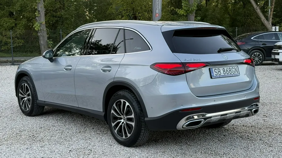 MERCEDES-BENZ GLC -