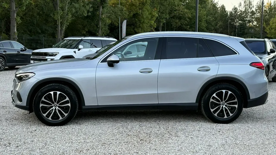 MERCEDES-BENZ GLC -