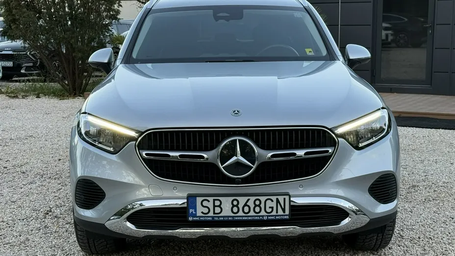 MERCEDES-BENZ GLC -