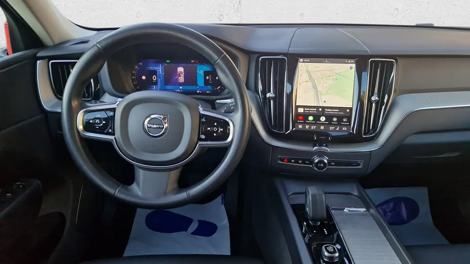 VOLVO XC60 -