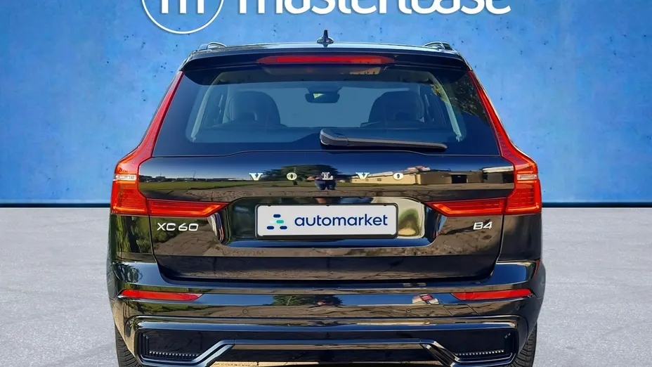 VOLVO XC60 -