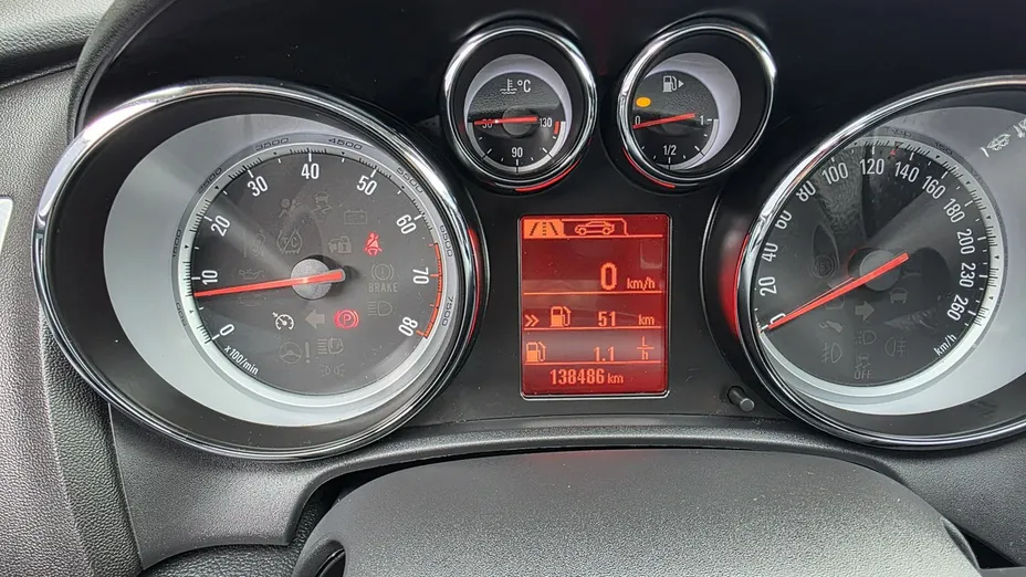 OPEL Astra -