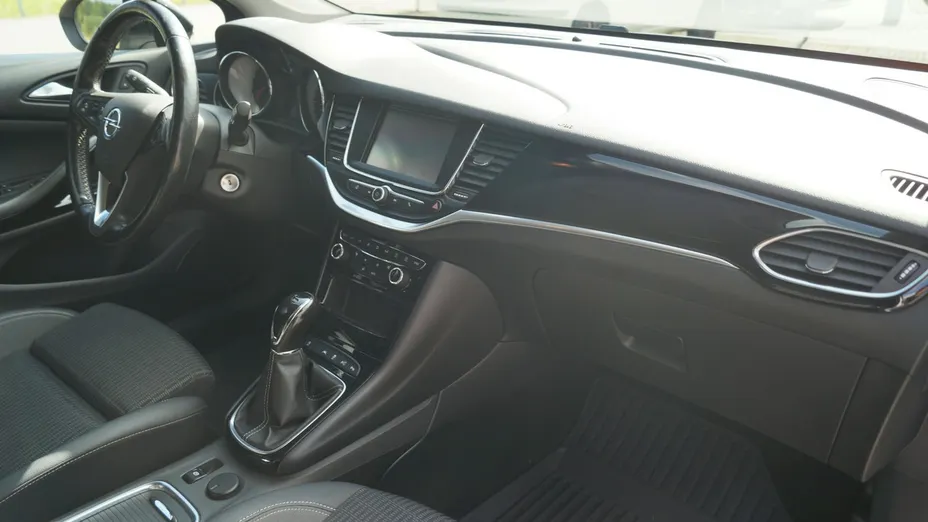 OPEL Astra -