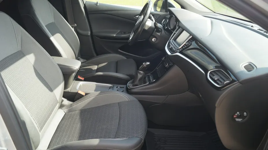 OPEL Astra -