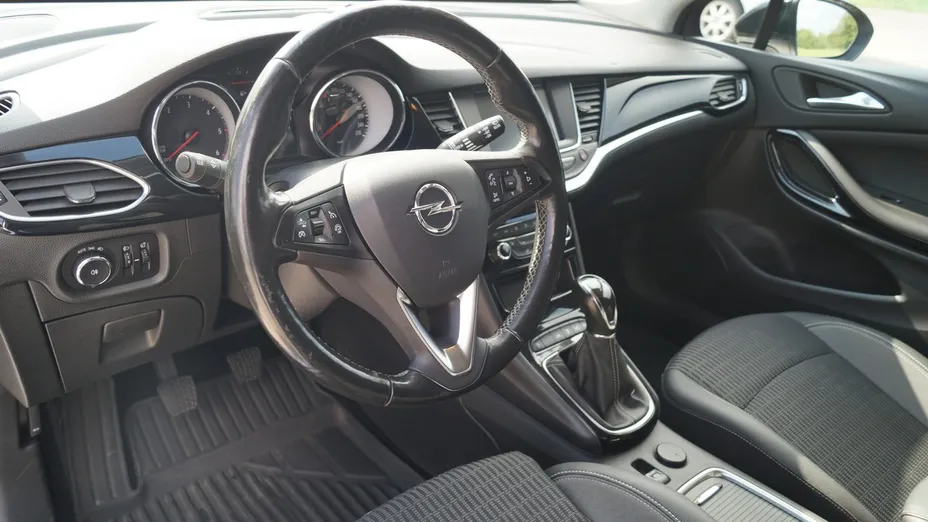 OPEL Astra -