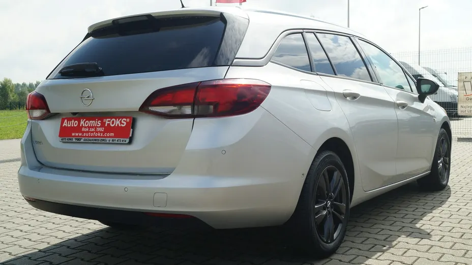 OPEL Astra -