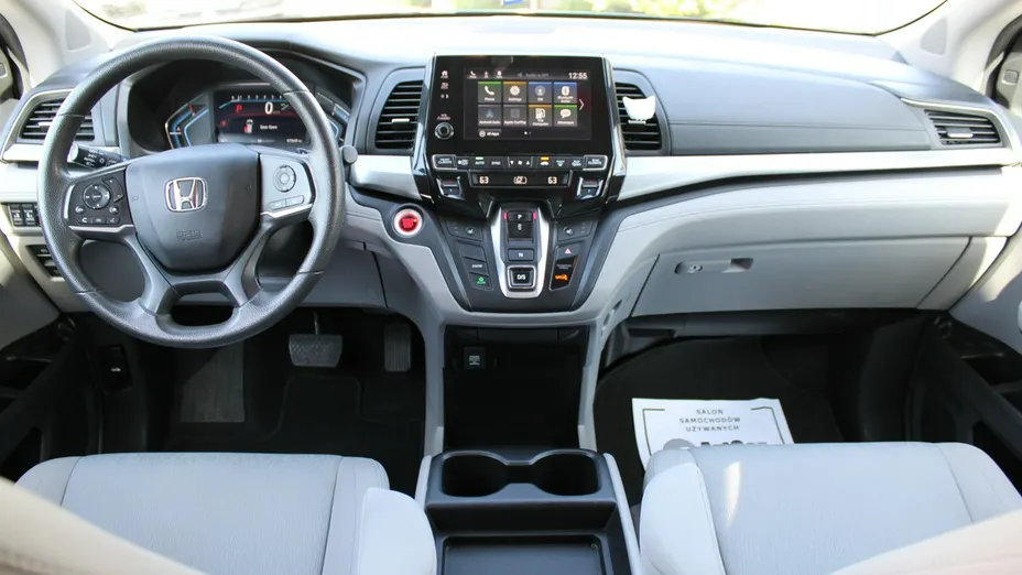 HONDA Odyssey -