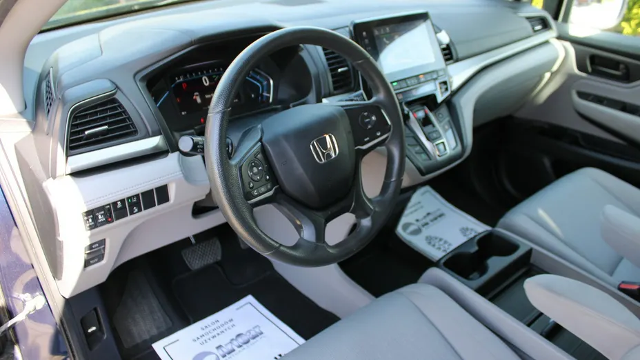 HONDA Odyssey -