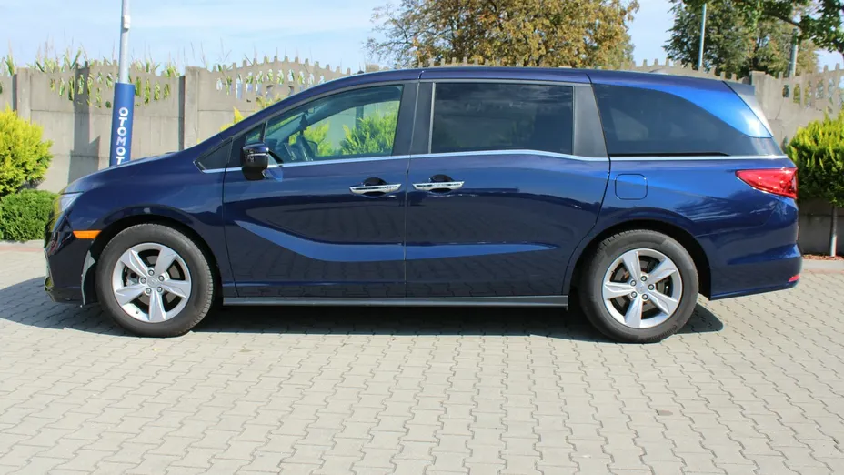 HONDA Odyssey -