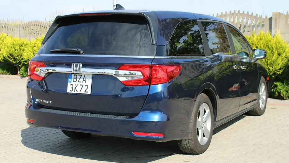 HONDA Odyssey -