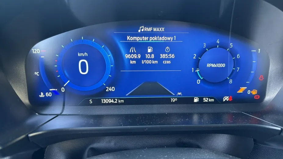 FORD Kuga -