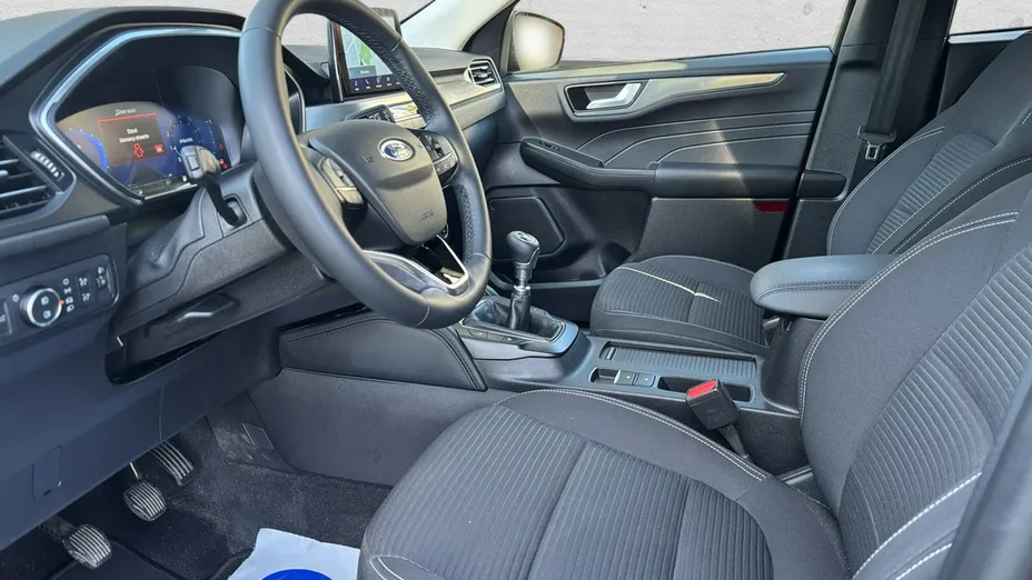 FORD Kuga -