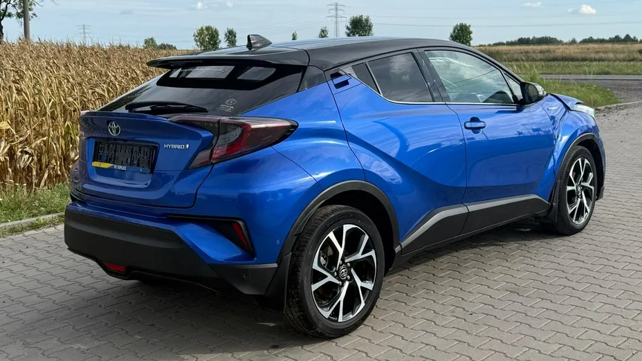 TOYOTA C-HR -