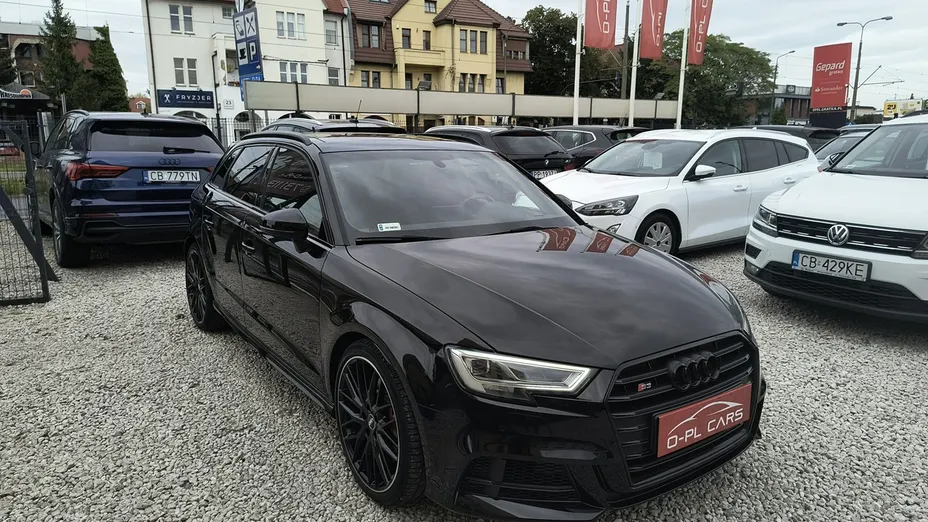 AUDI S3 Sportback -