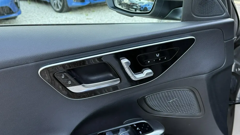 MERCEDES-BENZ C Klasa -