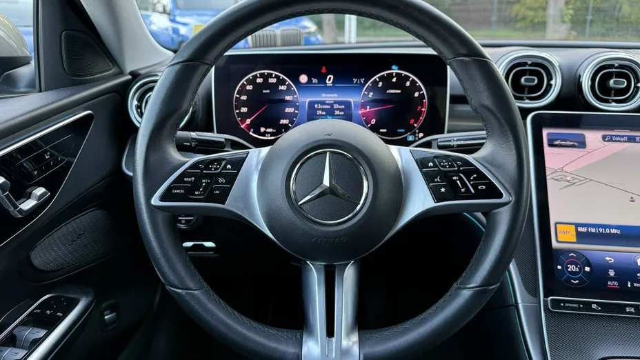 MERCEDES-BENZ C Klasa -