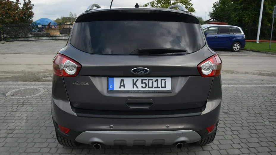 FORD Kuga -