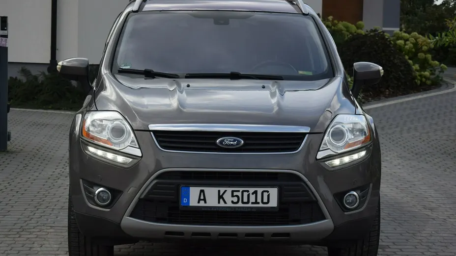 FORD Kuga -