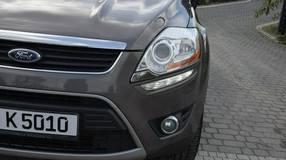 FORD Kuga -