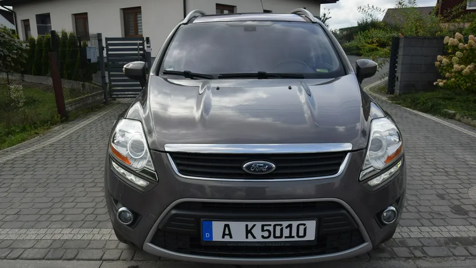 FORD Kuga -