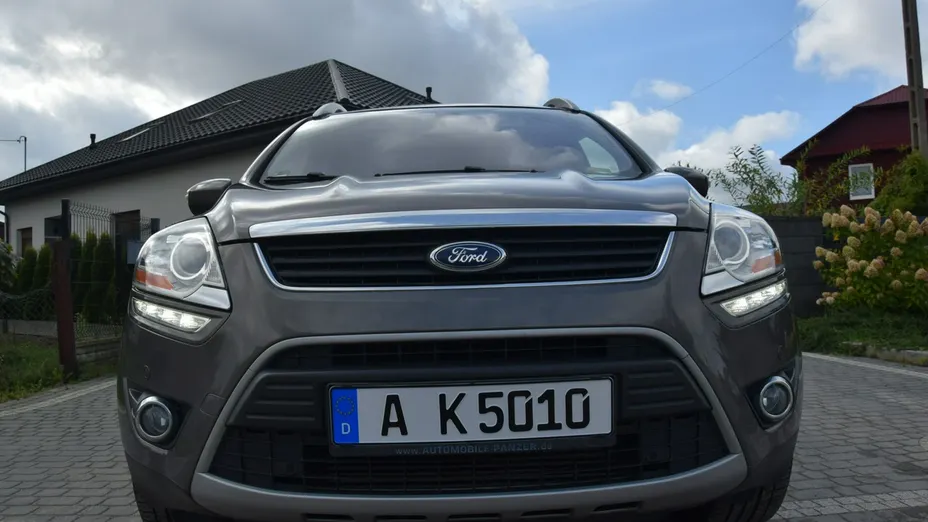 FORD Kuga -