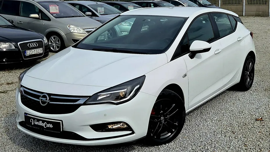 OPEL Astra -
