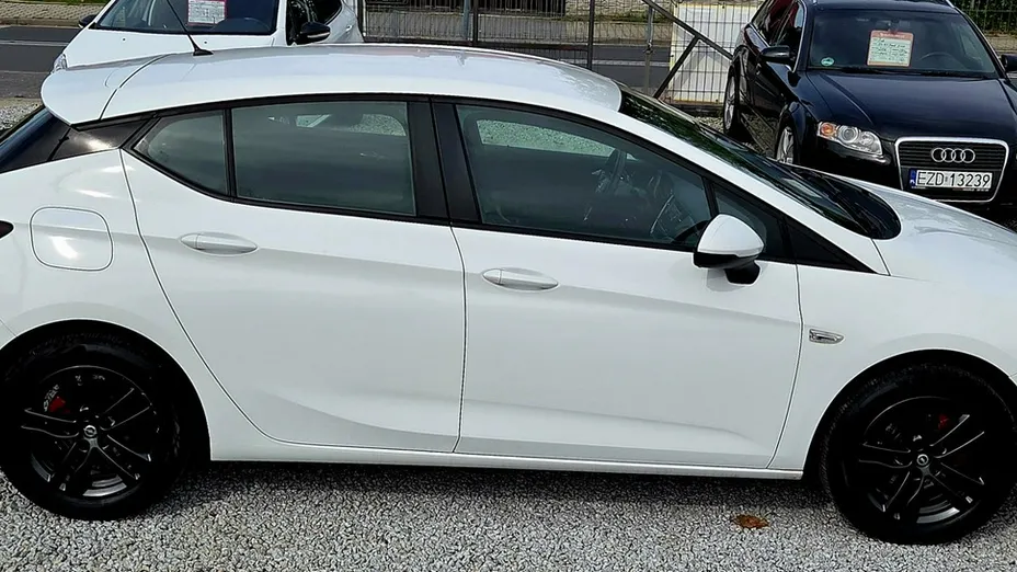 OPEL Astra -