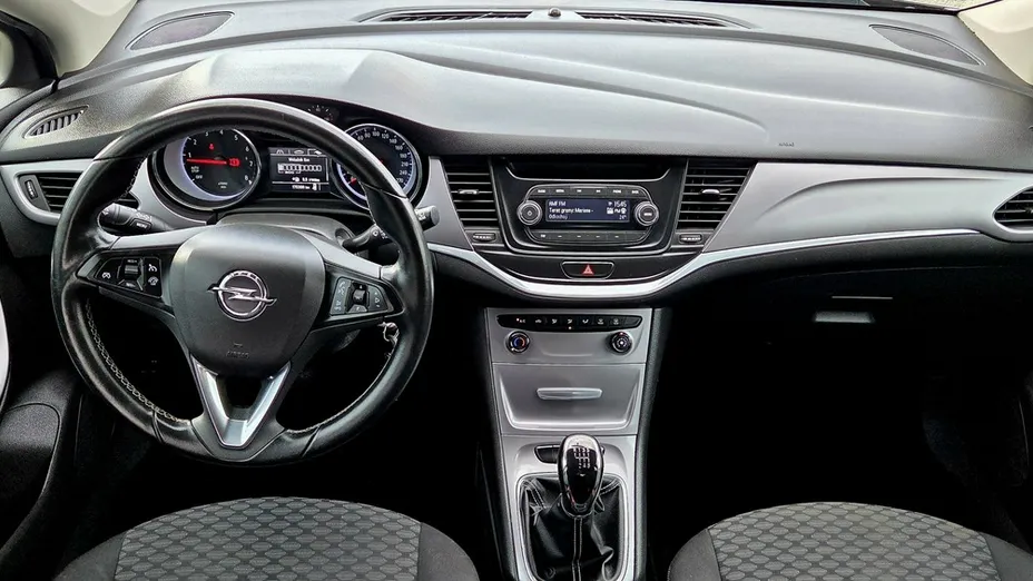 OPEL Astra -