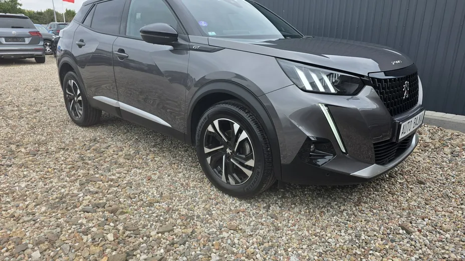 PEUGEOT 2008 -