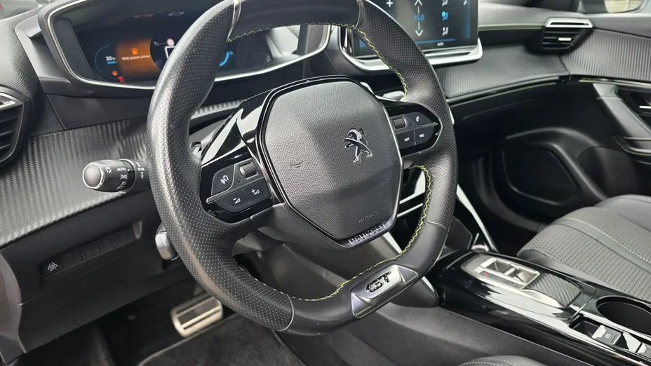 PEUGEOT 2008 -