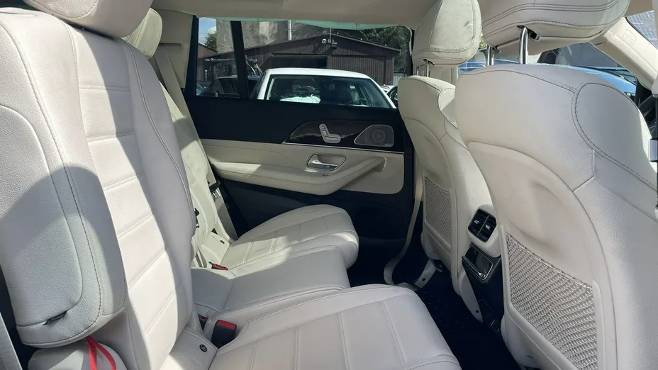 MERCEDES-BENZ GLS -