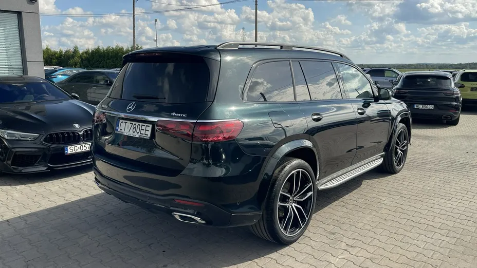 MERCEDES-BENZ GLS -