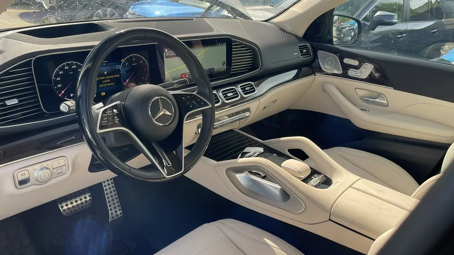 MERCEDES-BENZ GLS -