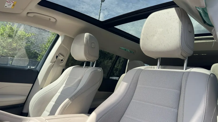 MERCEDES-BENZ GLS -