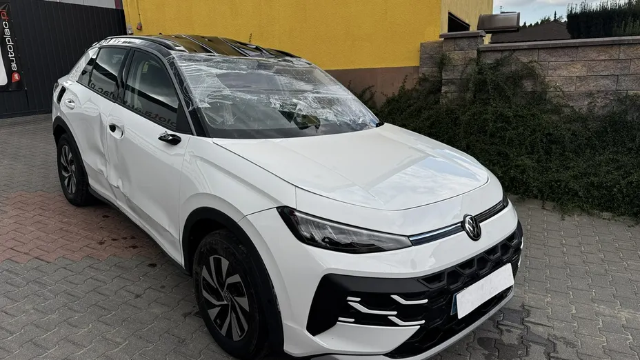 VOLKSWAGEN T-ROC -