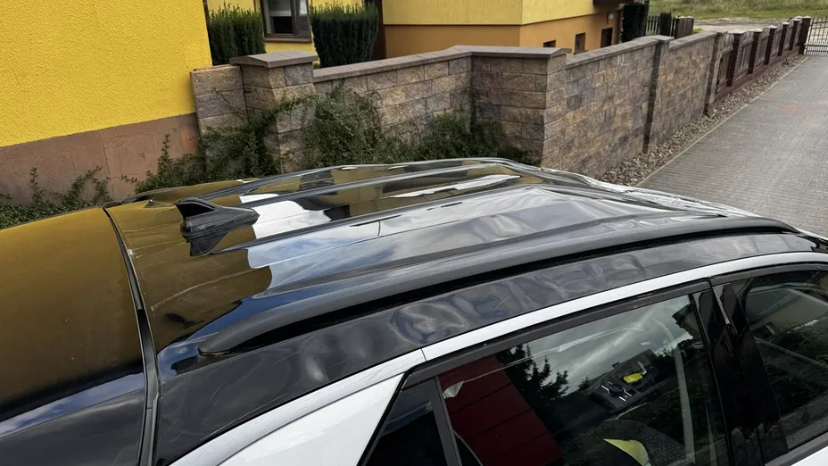 VOLKSWAGEN T-ROC -