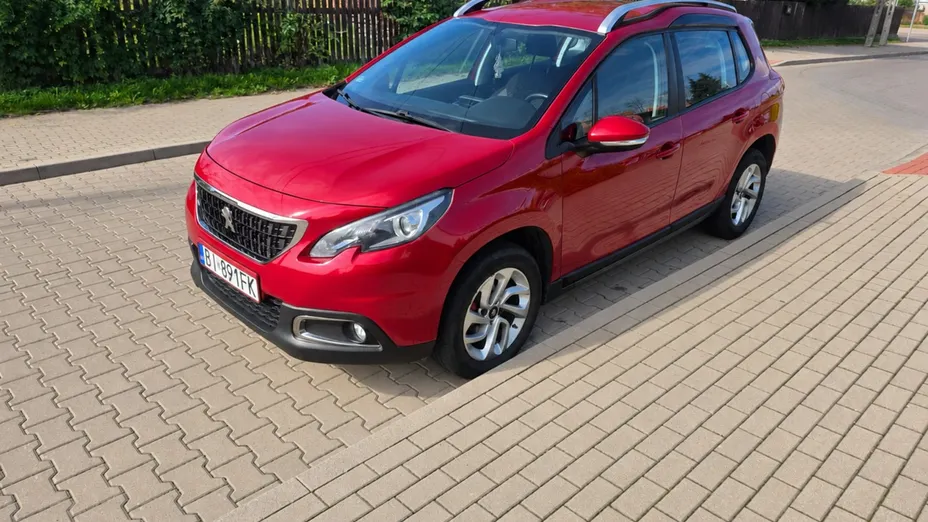 PEUGEOT 2008 -
