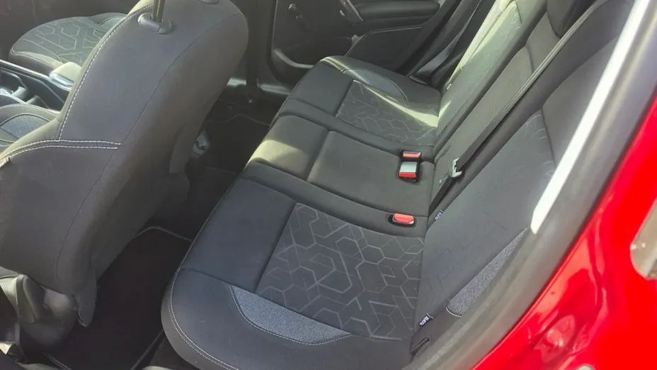 PEUGEOT 2008 -
