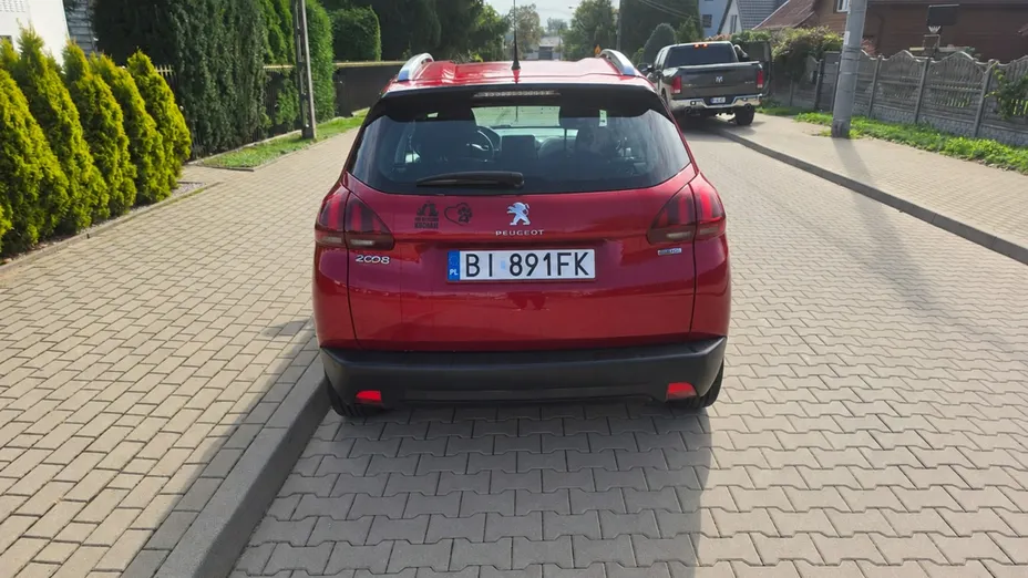 PEUGEOT 2008 -