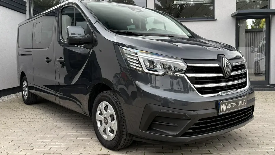 RENAULT Trafic -