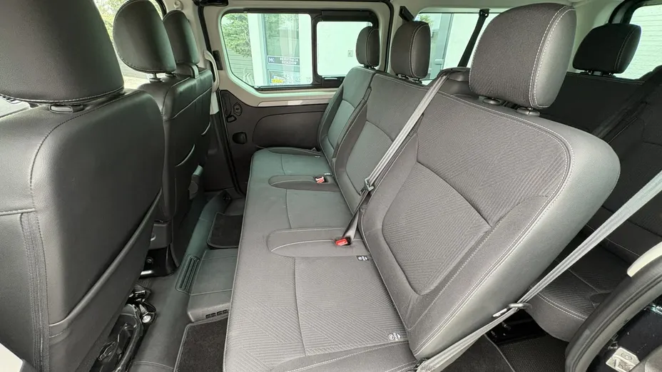 RENAULT Trafic -