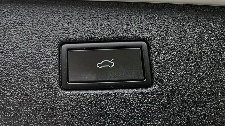 VOLKSWAGEN Tiguan -