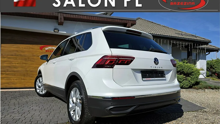VOLKSWAGEN Tiguan -