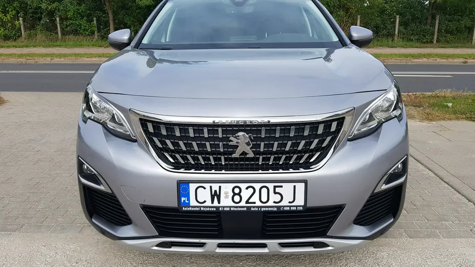 PEUGEOT 3008 -