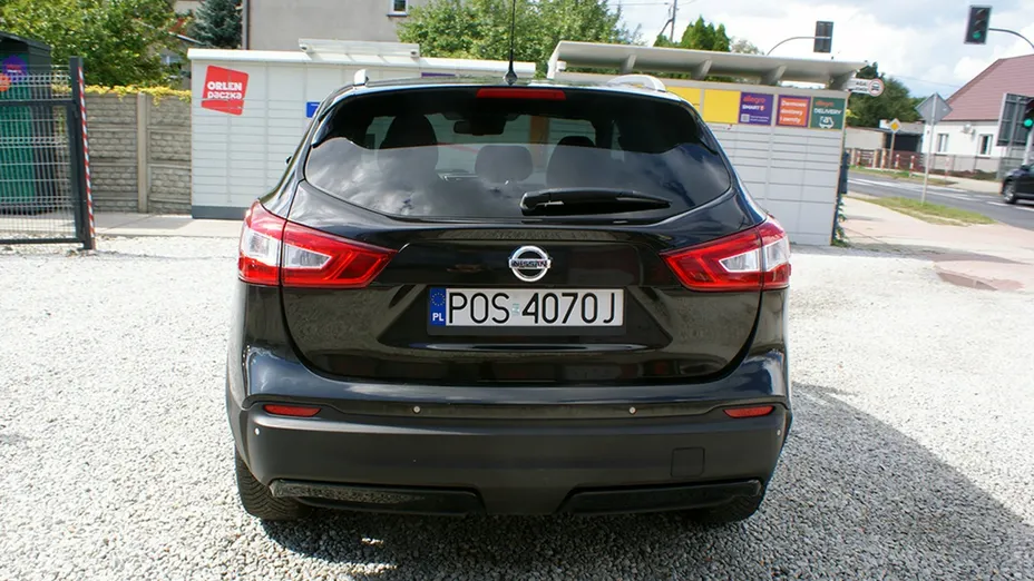 NISSAN Qashqai -