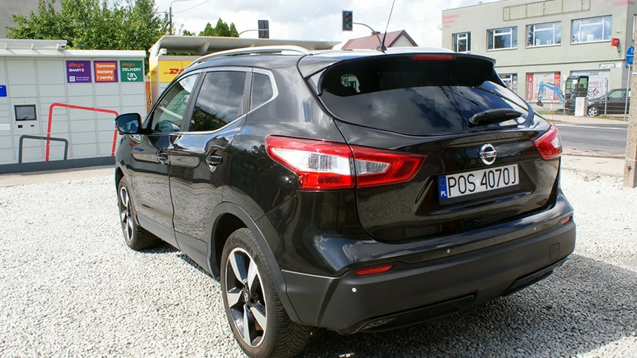 NISSAN Qashqai -
