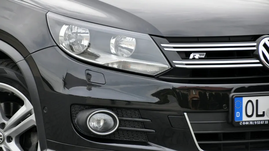 VOLKSWAGEN Tiguan -