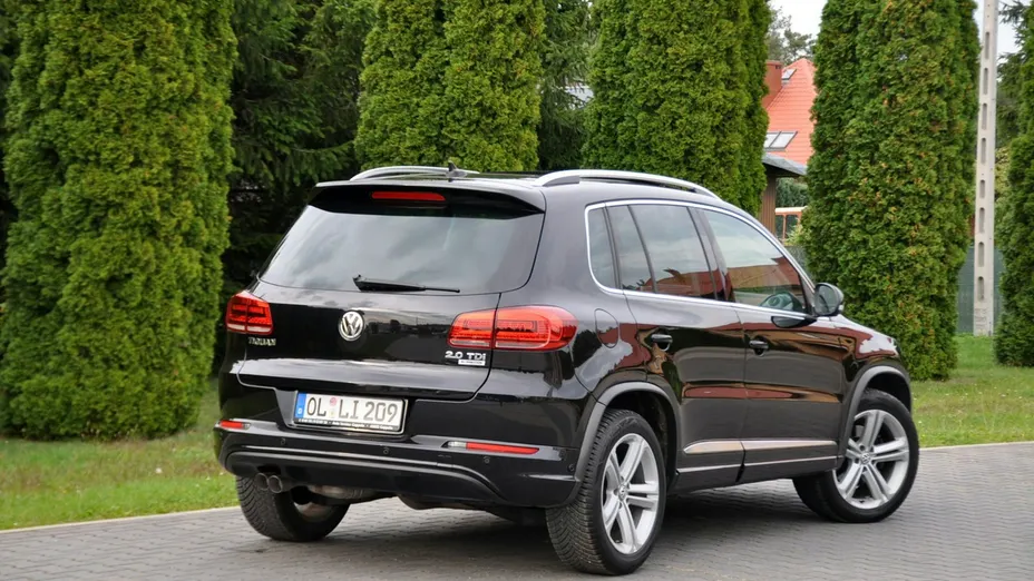 VOLKSWAGEN Tiguan -
