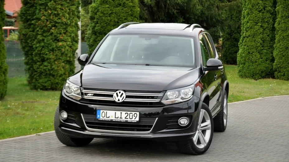 VOLKSWAGEN Tiguan -