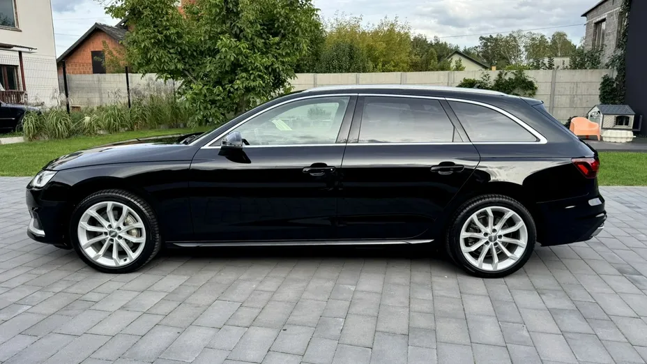 AUDI A4 Avant -